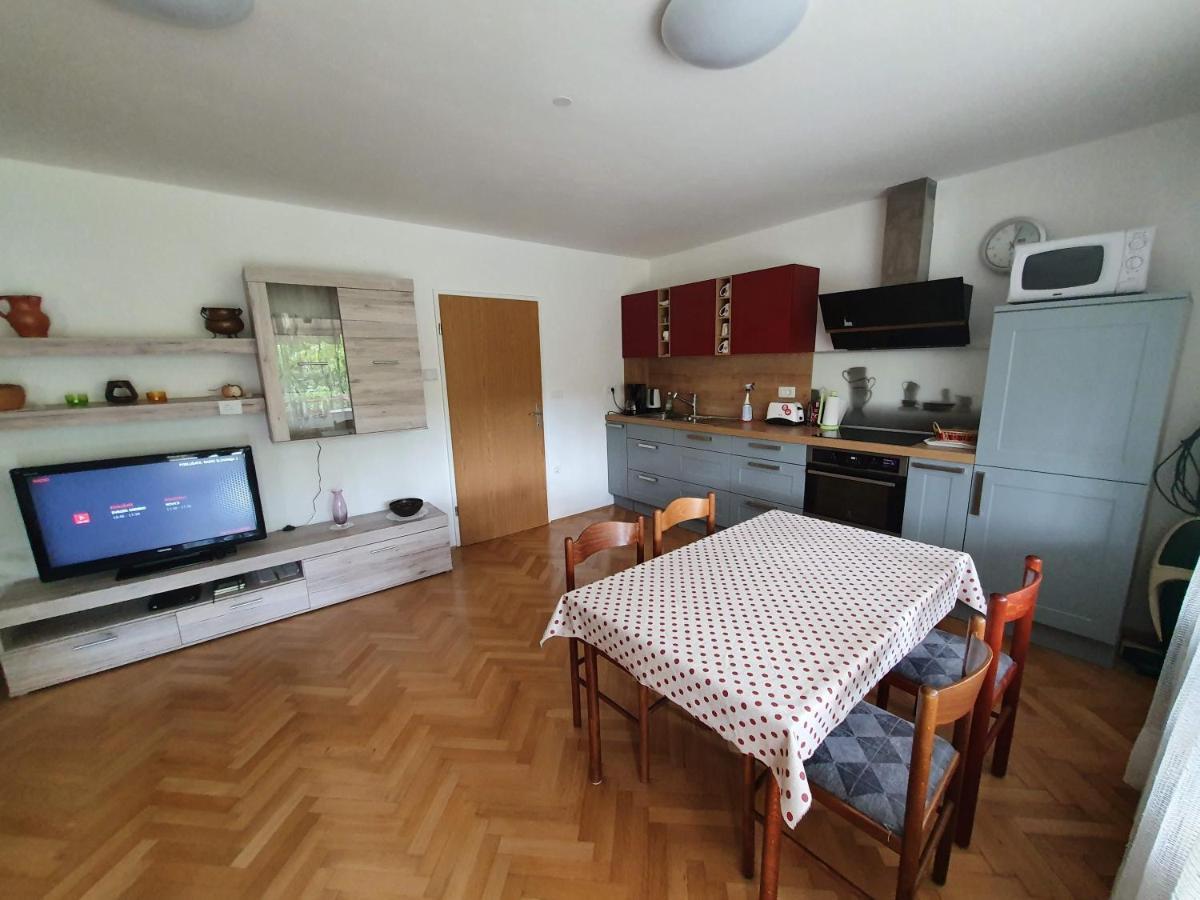 Apartma Meta Radovljica Bagian luar foto